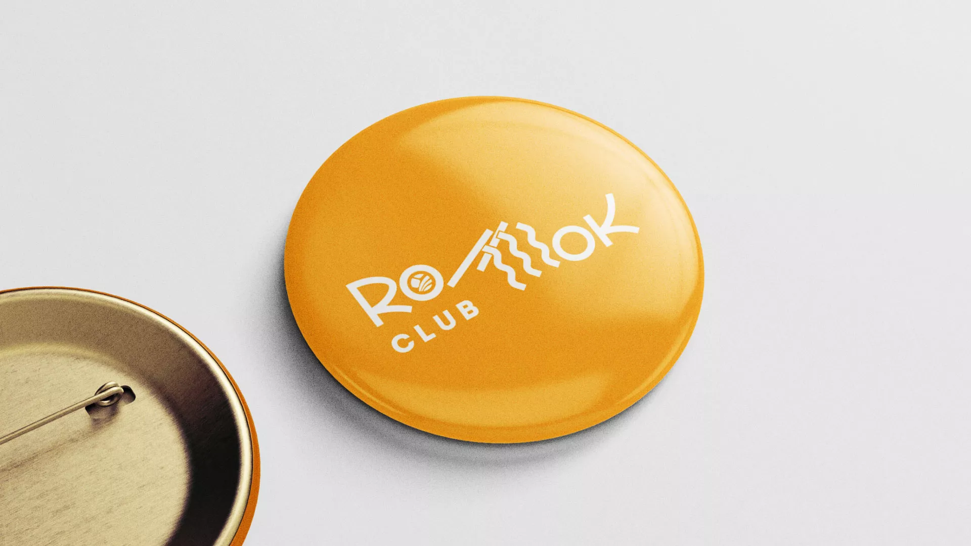 Создание логотипа суши-бара «Roll Wok Club» в Зее